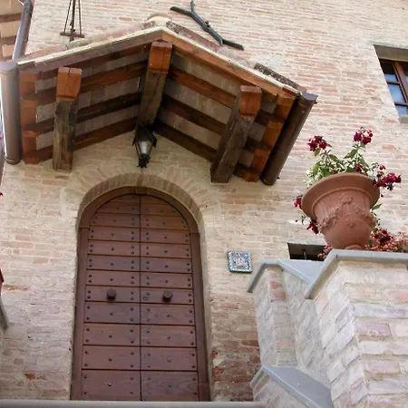 펜션 Monastery Biribino *